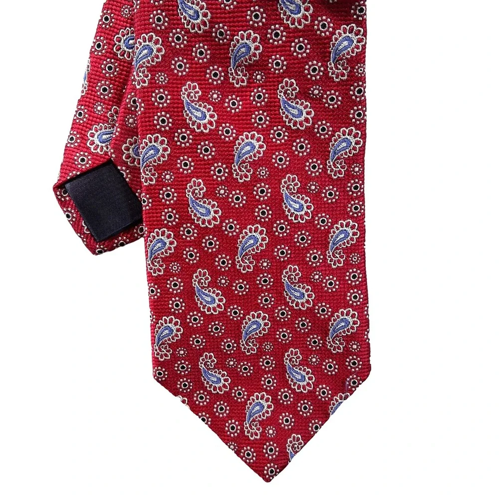 Brooks Brothers Makers and Merchants Tie Necktie Red Paisley Silk Classic Preppy